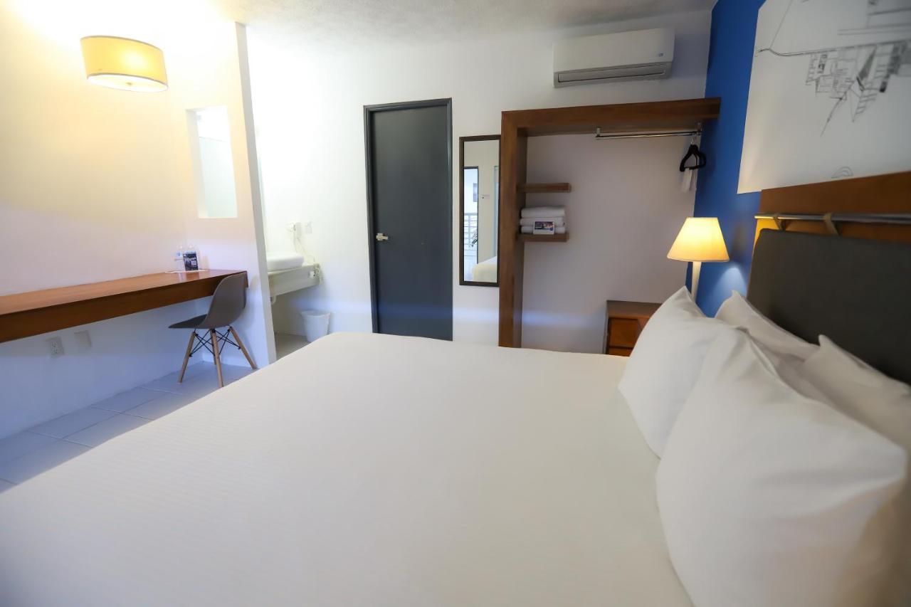 מלון Tryp By Wyndham צ'טומאל מראה חיצוני תמונה