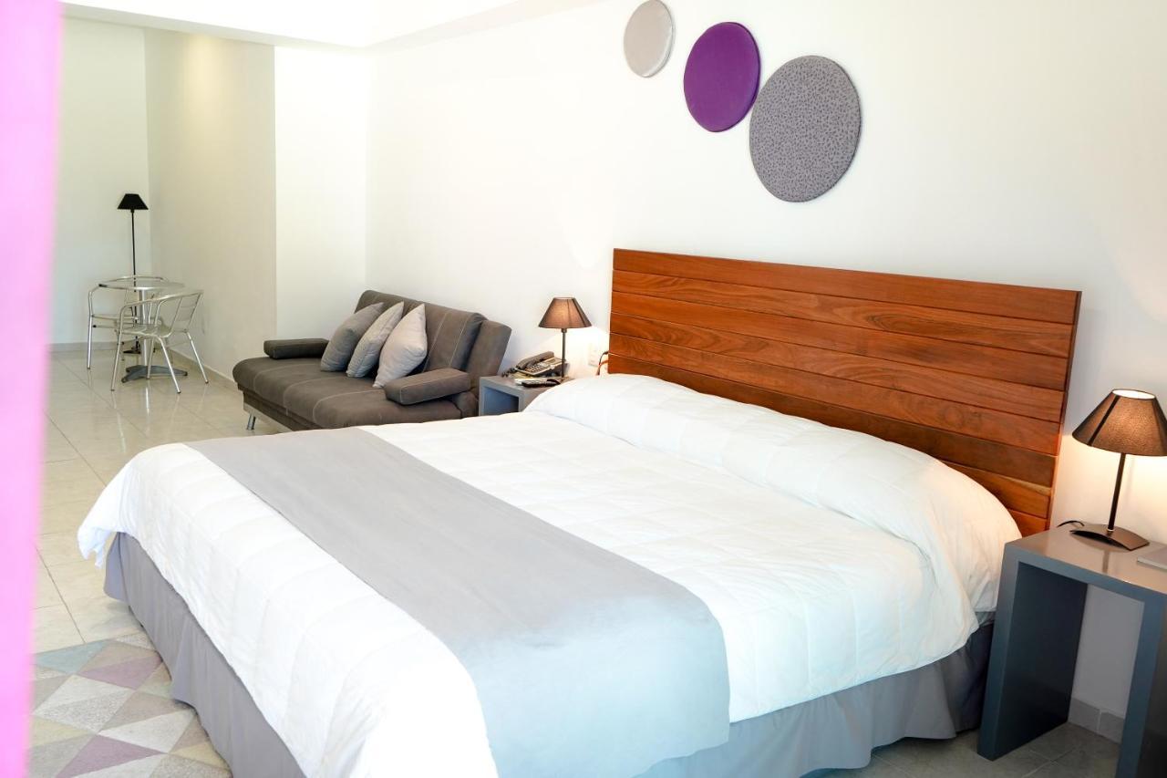 מלון Tryp By Wyndham צ'טומאל מראה חיצוני תמונה