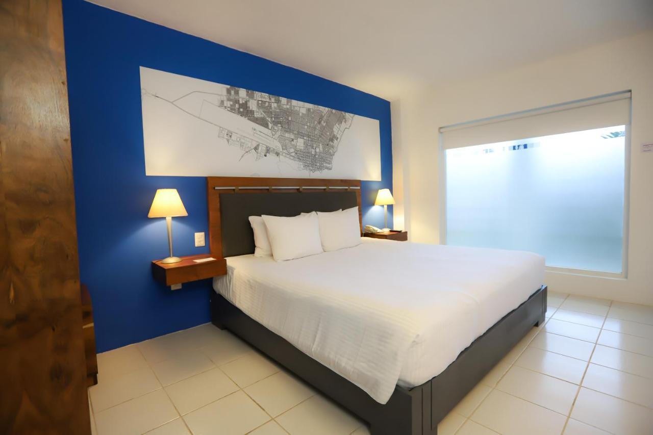 מלון Tryp By Wyndham צ'טומאל מראה חיצוני תמונה