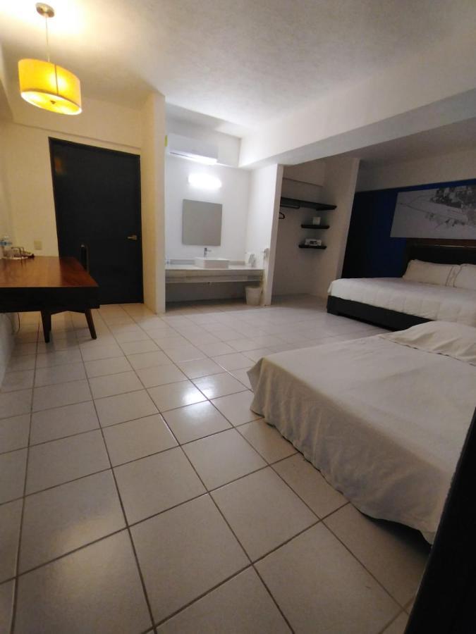 מלון Tryp By Wyndham צ'טומאל מראה חיצוני תמונה