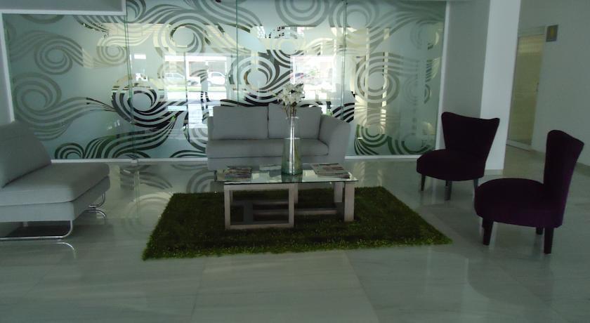 מלון Tryp By Wyndham צ'טומאל מראה חיצוני תמונה