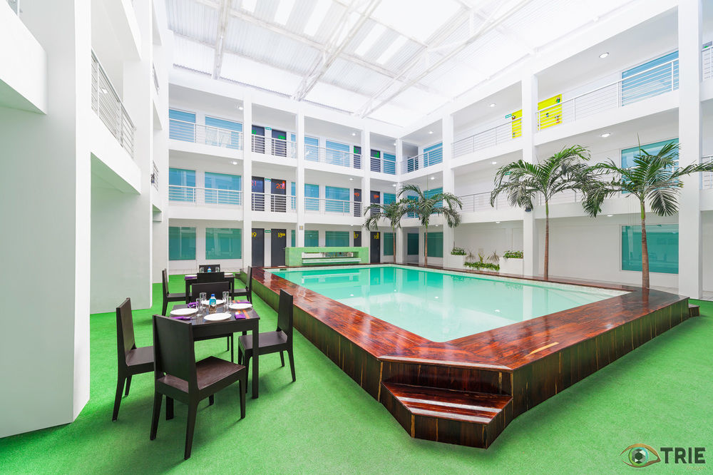 מלון Tryp By Wyndham צ'טומאל מראה חיצוני תמונה